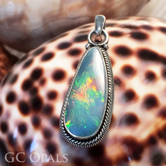 Opal doublet pendant deals