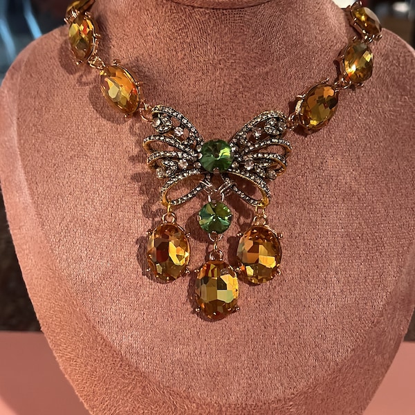 Habsburg Sun necklace and earrings