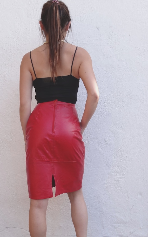 vintage red leather skirt // bright red leather mi