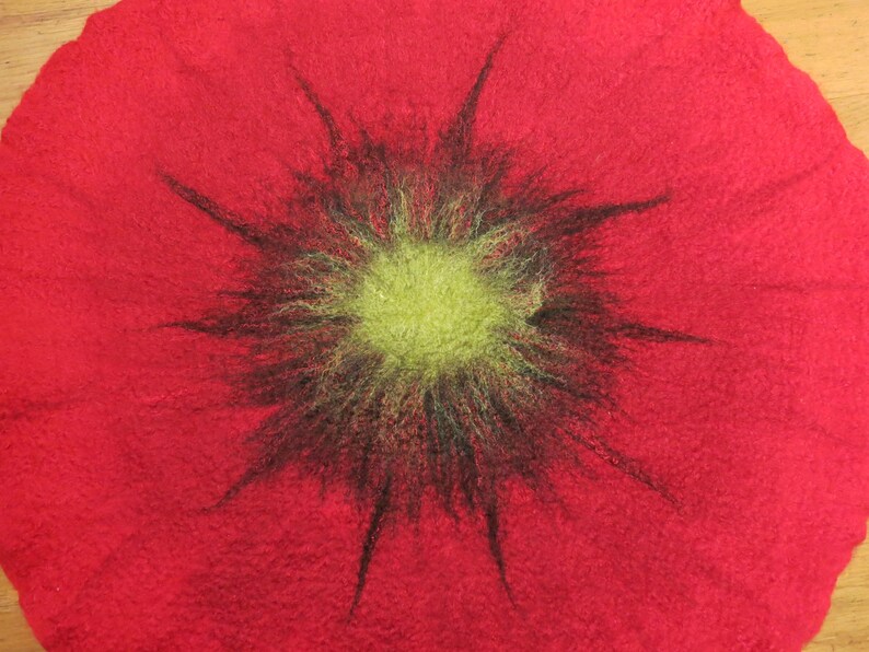 Felt blanket, poppy, altar cloth, blossom, centerpiece, table decoration, wall decoration, ritual blanket, accessories for group leaders, singing circle leaders, therapists image 4