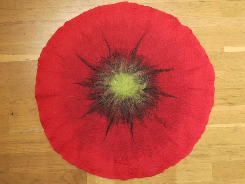 Felt blanket, poppy, altar cloth, blossom, centerpiece, table decoration, wall decoration, ritual blanket, accessories for group leaders, singing circle leaders, therapists image 2