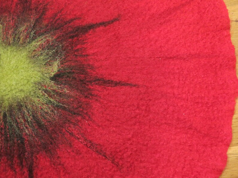 Felt blanket, poppy, altar cloth, blossom, centerpiece, table decoration, wall decoration, ritual blanket, accessories for group leaders, singing circle leaders, therapists image 5