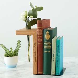 Bookend graduation gift