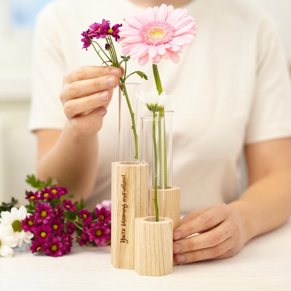 Vase à tige géométrique personnalisé / Vase à fleurs / Vase à tige unique / Pièce maîtresse de table / Cadeaux pour elle / 5e anniversaire en bois