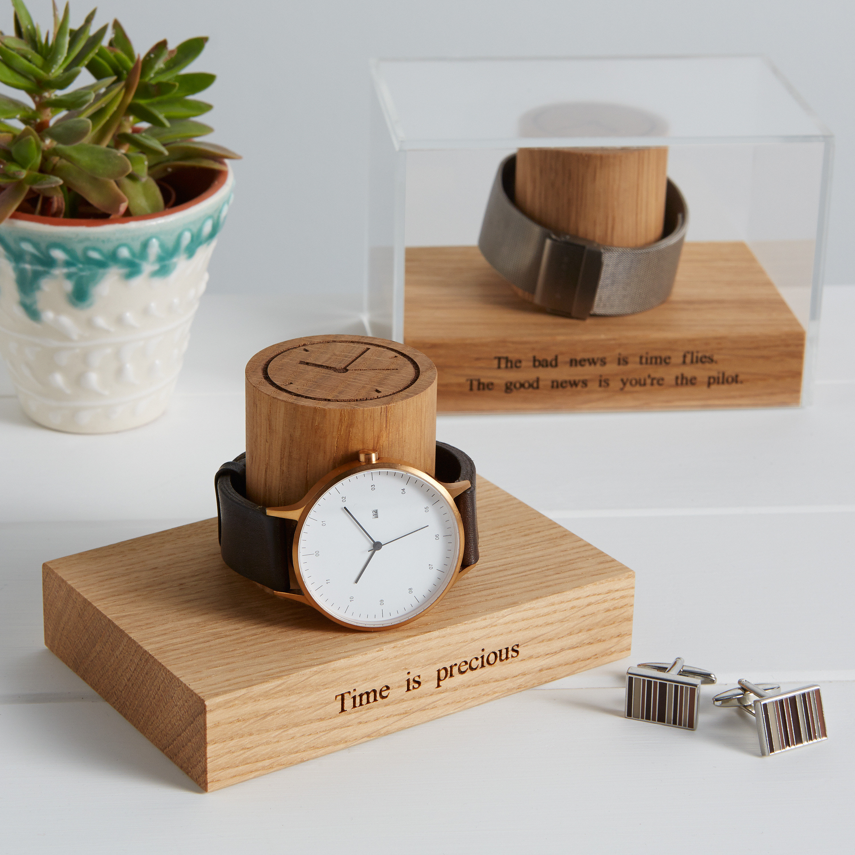 Personalised single shop watch box