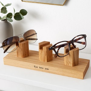 Personalised Triple Glasses Stand / Gifts for Dad / Sunglasses Stand / Multiple Reading Eyeglasses Stand / Eye wear Stand
