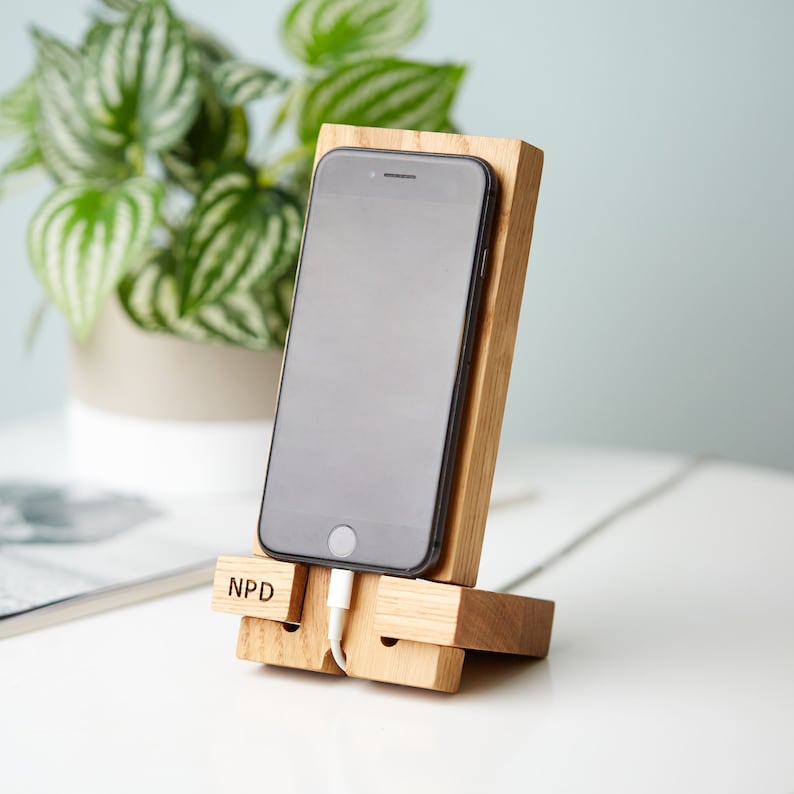 Personalised Phone Charging Stand In Solid Oak / iPhone & Android Cellphone Holder / Custom Mobile Phone Accessory / Tech Gifts / Teen Gift image 4
