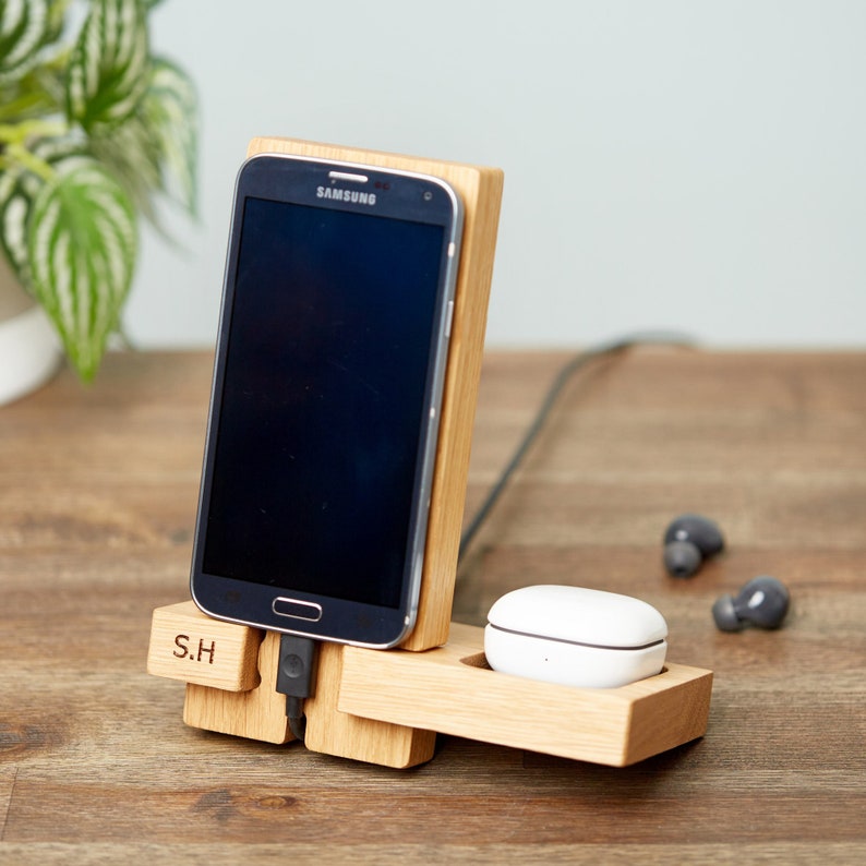 Personalised Phone Charging Stand & Storage Tray Samsung Charging Station Gift For Her Gift For Him Mum Gifts image 1