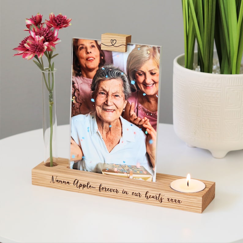 Personalised Memorial Candle Holder with Vase and Photo Frame image 9