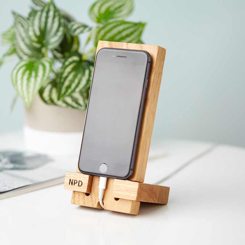 Personalised Phone Charging Stand In Solid Oak / iPhone & Android Cellphone Holder / Custom Mobile Phone Accessory / Tech Gifts / Teen Gift image 2