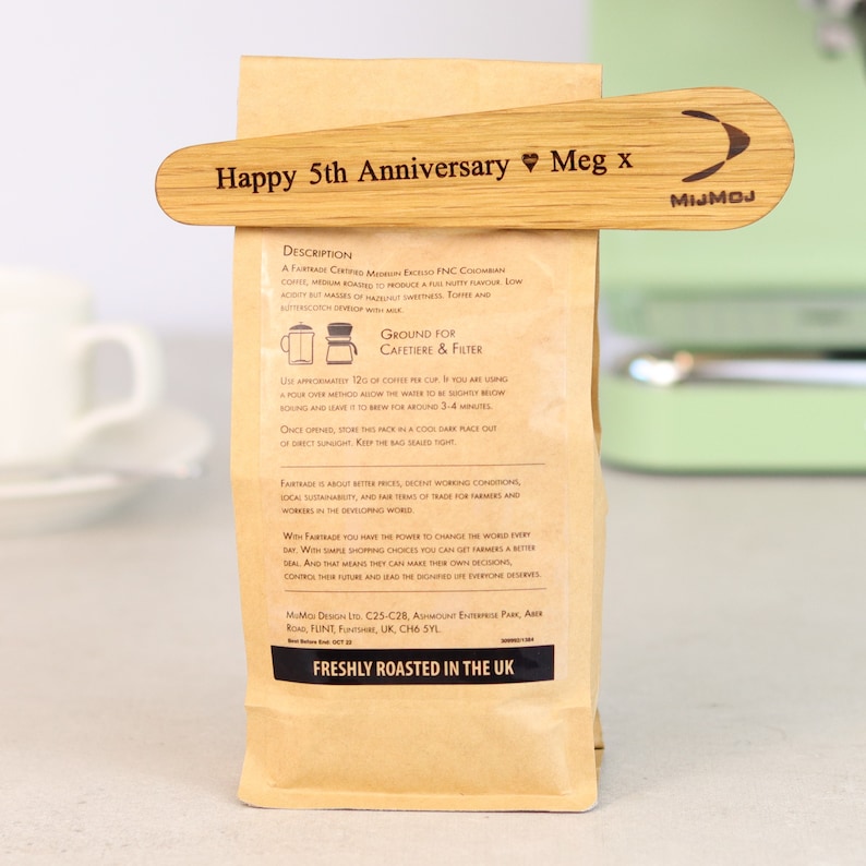 Solid Oak Personalised Coffee Scoop / Bag clip / Custom Coffee Spoon / Filter Coffee Bag Sealer / Coffee Lover Gifts / 5th Wedding Gift image 4