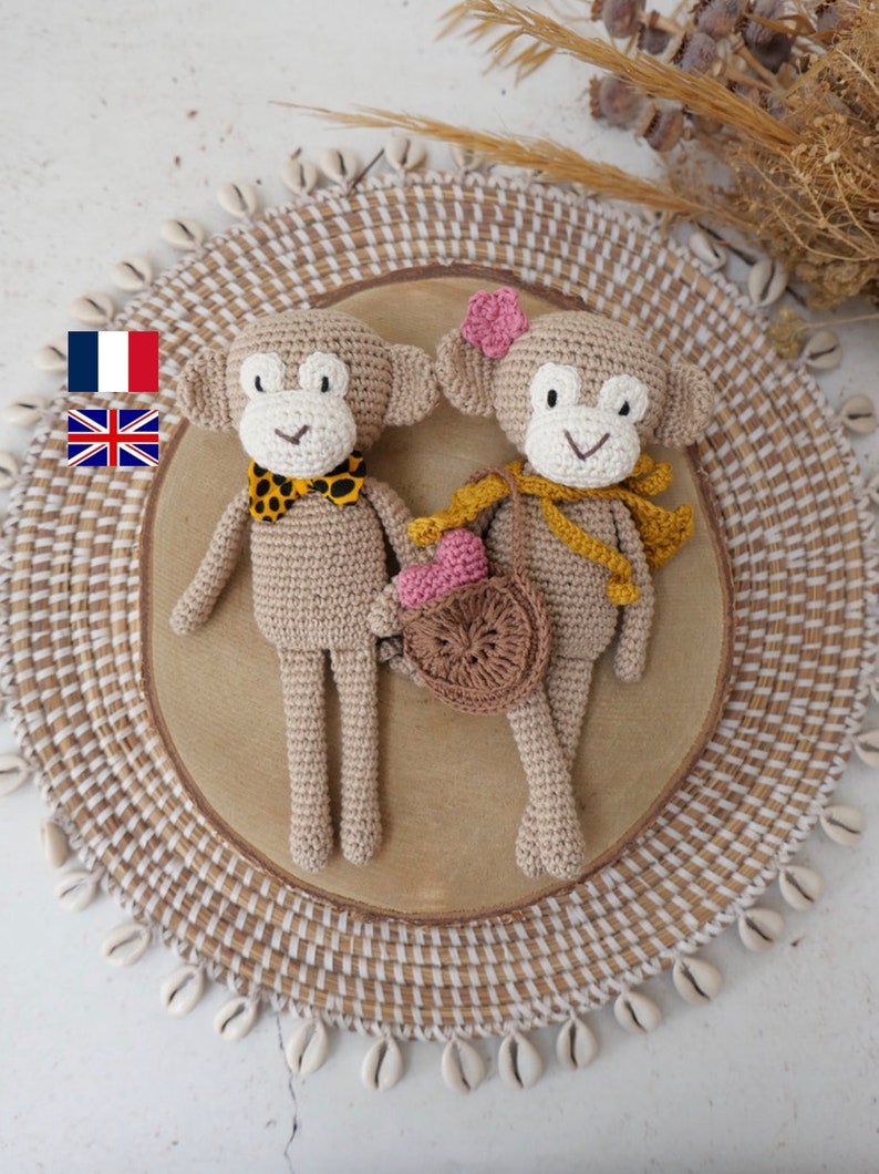 Little cuddly monkeys in crochet a monkey couple in crochet image 1