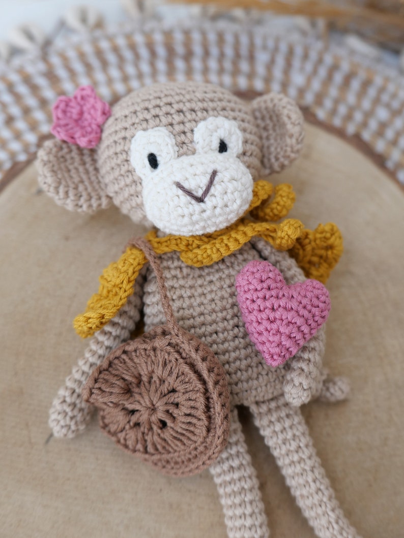 Little cuddly monkeys in crochet a monkey couple in crochet image 5