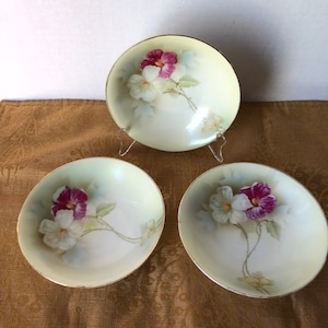 Prov Saxe ES Germany Floral Berry Dishes