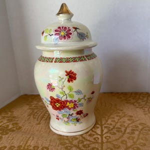 Sadler Iridescent Ginger Jar