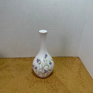 Spode Campanula Vase