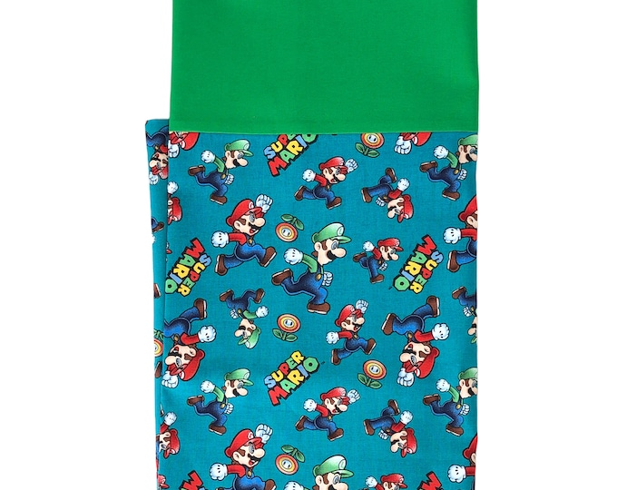 Super Mario World Nintendo Queen Size Pillowcase staring Mario & Luigi, Retro Mario!