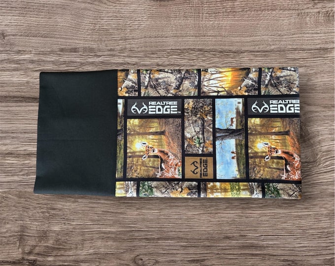 RealTree Pillowcase. This Queen/Standard case is perfect for the nature enthusiast in your home, showcasing excellent quality!