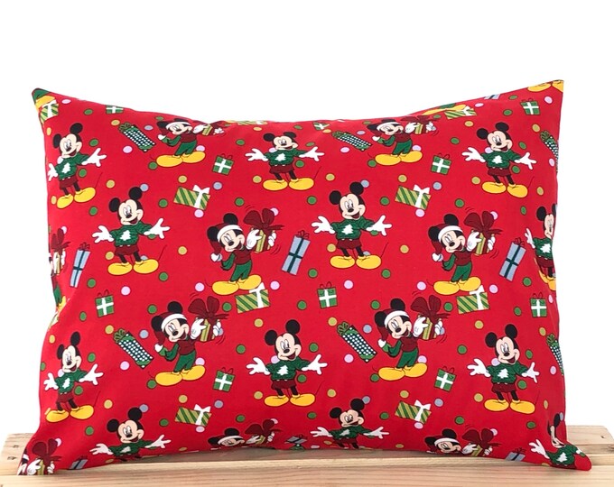 Mickey’s Very Merry Christmas Pillowcase.  Disney Holiday Decor!