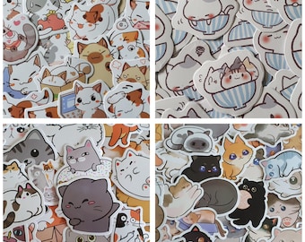 Puede incluir: Una colección de pegatinas de gatos coloridas con diferentes poses y diseños. Las pegatinas son perfectas para agregar un toque de fantasía a las computadoras portátiles, botellas de agua, diarios y más.