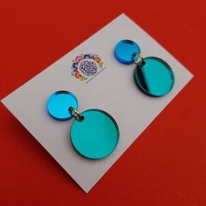 geometric earrings, stud earring, comfortable jewellery, round earring, bold earring, delicate earring, geometric design, matisse design