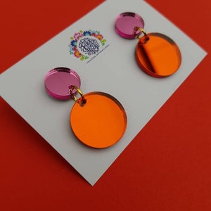 geometric earrings, stud earring, comfortable jewellery, round earring, bold earring, delicate earring, geometric design, matisse design
