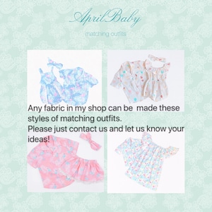 Op de afbeelding: De afbeelding toont vier sets bijpassende babyoutfits. Elke set bevat een top en broek of een jurk, met bijpassende haarbanden. De outfits hebben kleurrijke patronen, waaronder tropische bladeren en flamingo's. De tekst "April Baby matching outfits" staat bovenaan.