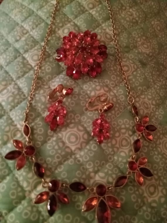 Vtg. Red & Pink, Napier, Rhinestone, 4 pc. jewelry