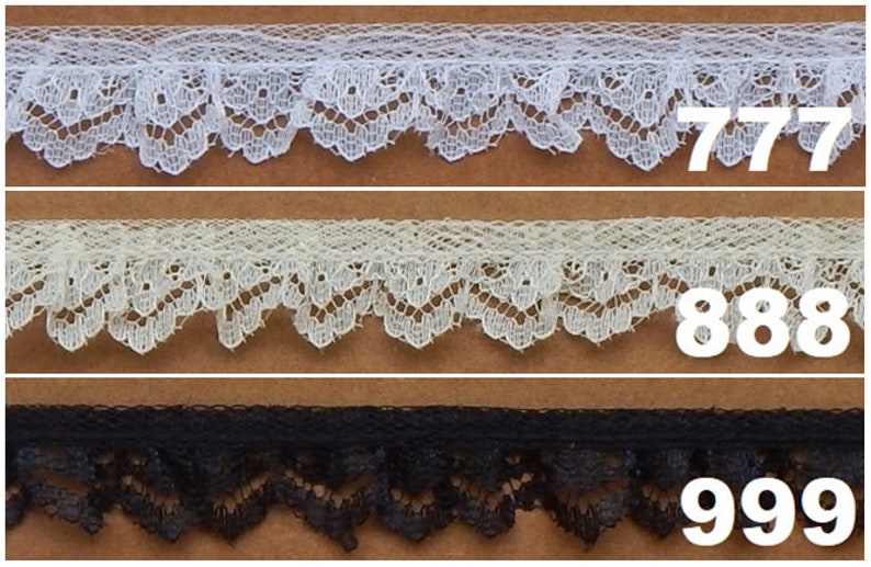 Lace Ruffles Design 1/2