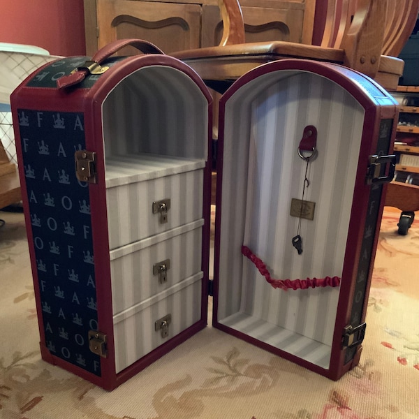 FAO Schwarz Doll Trunk, NWT World Traveler Steamer Trunk, Signature Doll Case FAO Schwarz, Rare New Mint Condition Doll Trunk,