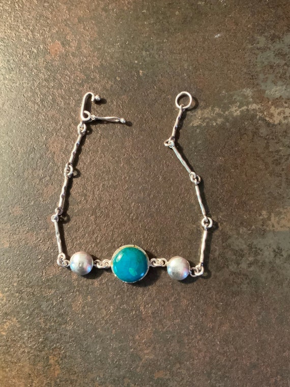 Slithering Snake Vintage Native American Navajo Opal Coral Sterling Silver Bracelet Slithering Snake Vintage Native American Navajo Opal Coral Sterling Silver Bracelet