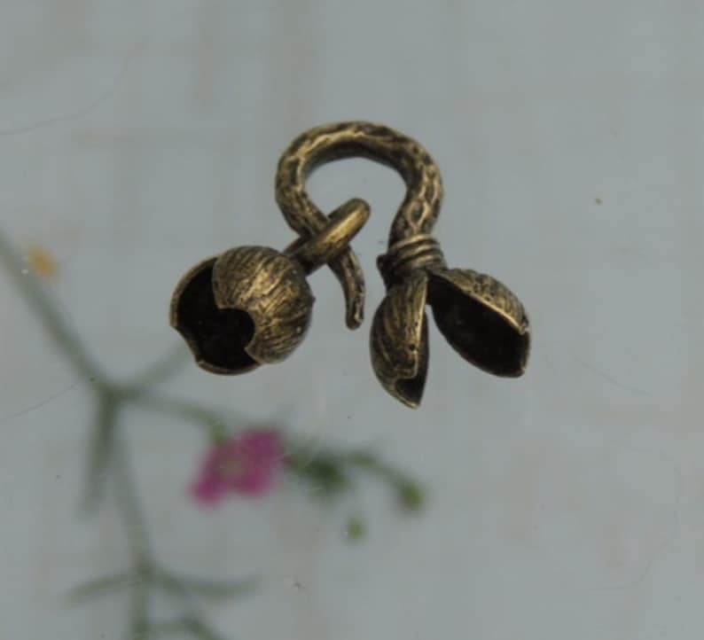 Brass chain clasp image 1