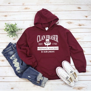 The Clan Fraser Outlander hoodie/Lallybroch sweatshirt/Outlander gifts/Outlander/awesome gift for Outlander fan/Je suis prest/Outlander fan Cardinal Red