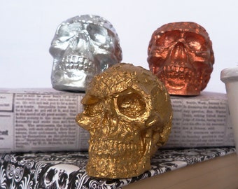 Trio Of small decorative Skulls, Metallic Skulls