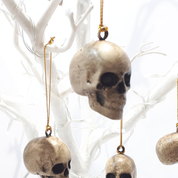 Hanging Skull Bauble, Christmas Tree Skull decor, Halloween Skulls