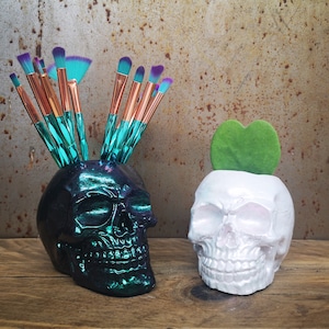 Chameleon Skull, Skull, Make Up Brush Holder Skull