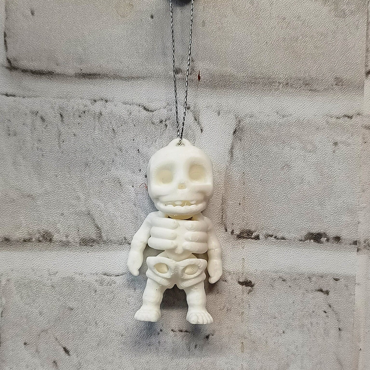 3D Printed Skeleton Bauble or Keyring: Gothic Halloween Decor - Etsy