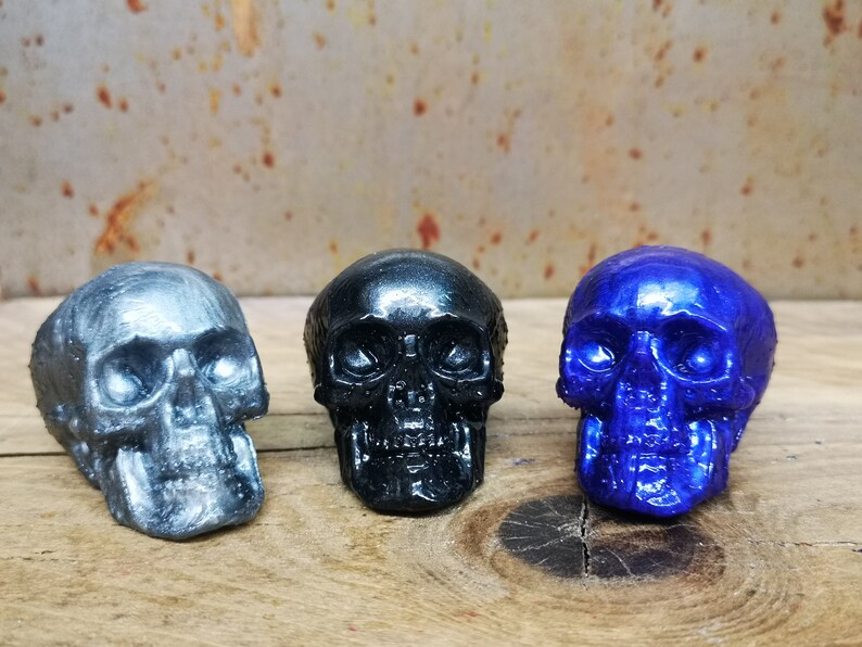 Large Blood Drip Skull Knob, Gothic Resin Cabinet Hardware Silver Skull