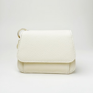 Elegante llavero tipo billetera para mujer con ranura para identificación, bolsillo con cremallera y 6 ranuras para tarjetas, idea de regalo artesanal y minimalista.