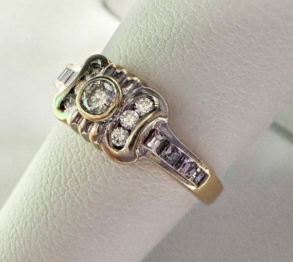 Vintage Diamond 18K White Gold Ring - image 5