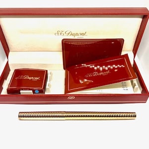 Pluma estilográfica S.T. Dupont Montparnasse – Guilloché bañado en oro, plumín mediano de 18 quilates imagen 1