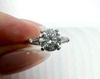 Vintage 1960s Diamond Engagement Ring in Platinum 1.28 carat center diamond