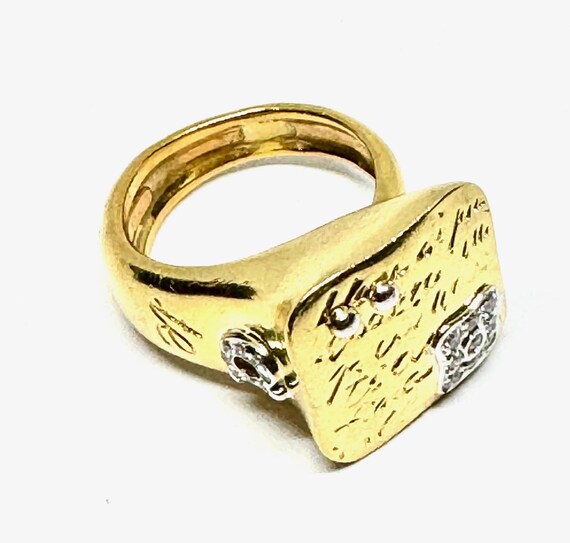 La Nouvelle Bague 18K Gold Diamond Ring View 6