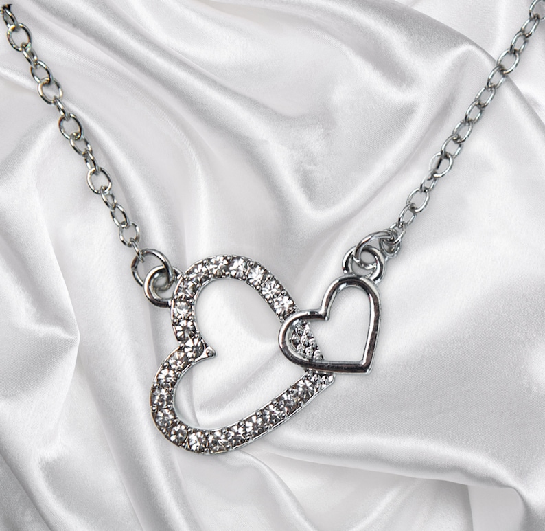 Mother\u2019s Day Double Heart Necklace For Hippie Mom Love Isn/'t Love /'til You Give It Away