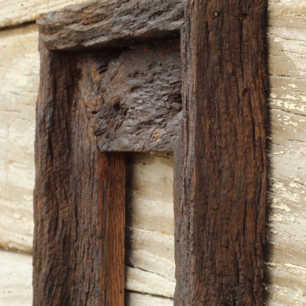 Handcrafted Reclaimed Barn Wood Picture Frame – Vintage Oak Walnut Stain