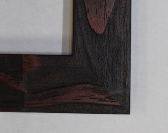 Red Mahogany Barnwood Style Picture Frame – Distressed Wood Finish