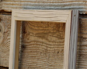 Barnwood Finish Picture Frame – Distressed White, Natural Look