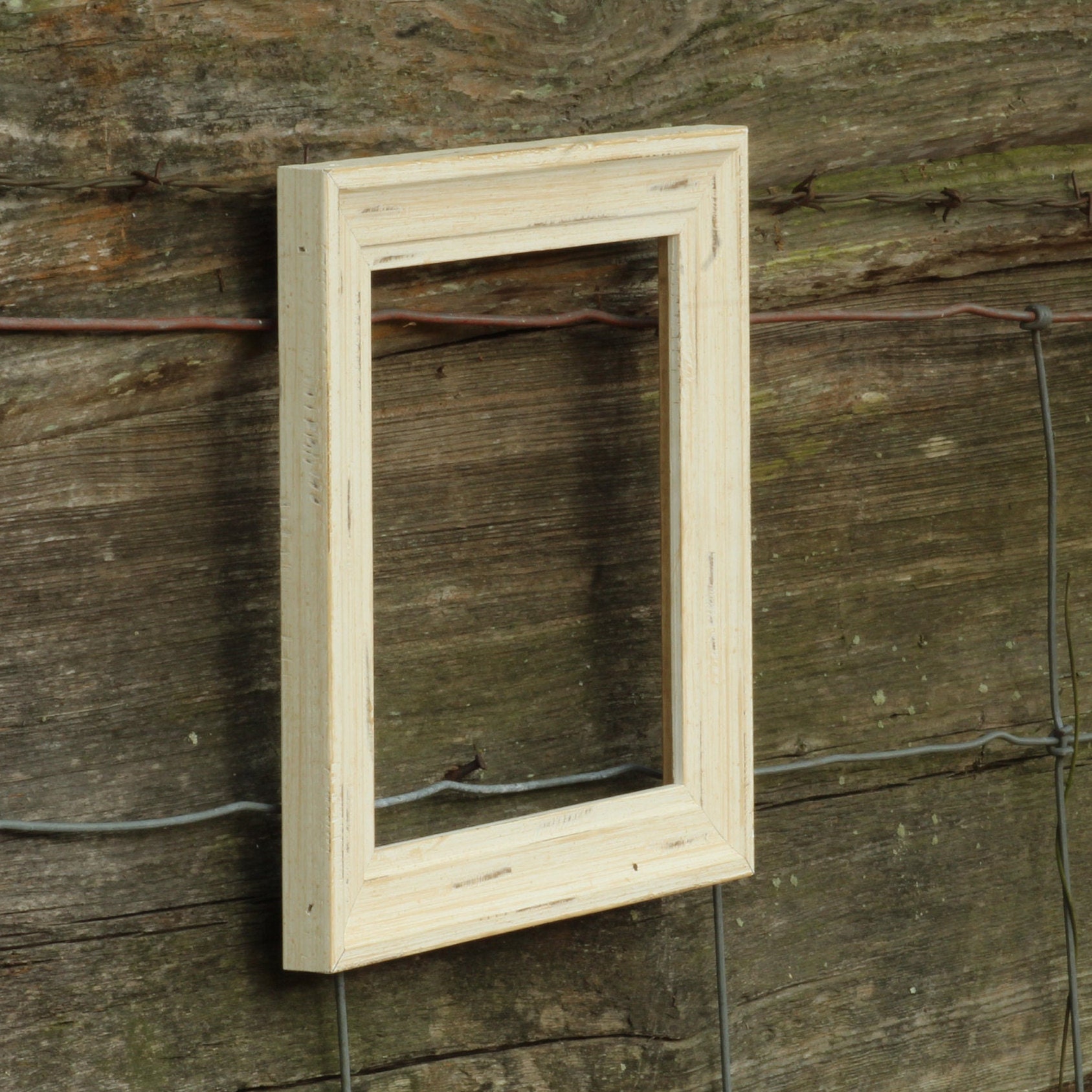 8x8 Natural Wood Frame – Cheeky Sheep