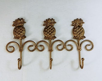 Pot Holder Jewelry Holder Hawaiian Jewelry Salvaged Wood Jewelry Knob Holder Hat Rack Pineapple Sign