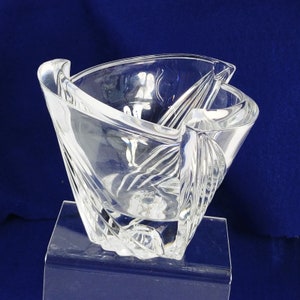 Candle Holder Candy Nut Bowl Triangle Swirl Design Glass 4&quot; H